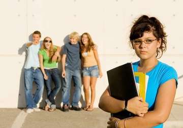 sexually active young girls more prone to bullying study
