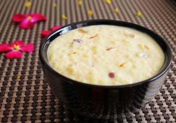 navratri special easy to make vrat rice kheer in 5 steps watch video