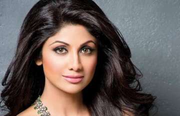 why does shilpa shetty hates to shop in india