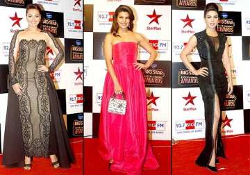 big star entertainment awards 2014 priyanka sonakshi looks stunning mallika sherawat at her scariest best
