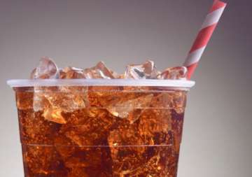 reducing sugar in fizzy drinks can prevent 3 lakh diabetes cases study
