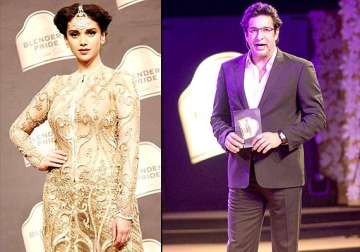 blenders pride fashion tour 2014 day 1 aditi rao hydari dazzles on the ramp see pics