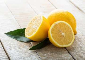 here are 7 benefits of lemons you would love to know