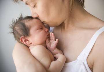 mother s healthy diet can reduce risk of heart ailment in newborns study