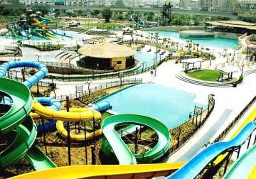 get a beach experience in gurgaon