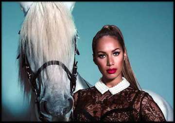 leona lewis shares beauty products with horse see pics