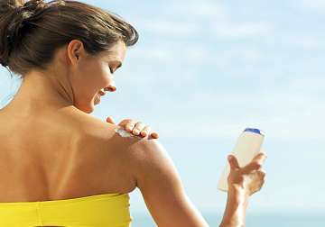 screen yourself from the sun but beware of sunscreen myths