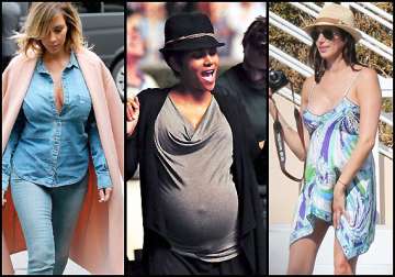 style check yummy mummies of hollywood