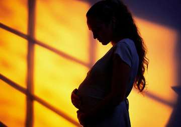 unwed pregnancies highest among less educated students in us see pics