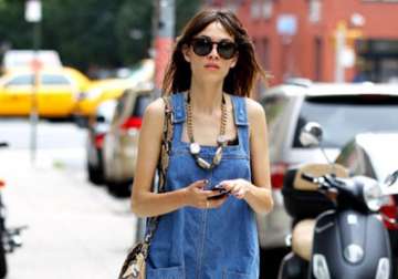 alexa chung to launch denim collection