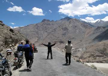 100 bikers take on the mighty himalayas