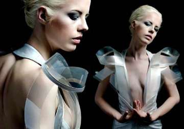 dress turns transparent as you get sexually aroused see pics and watch video