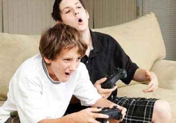 kids spend more time on technology than family survey