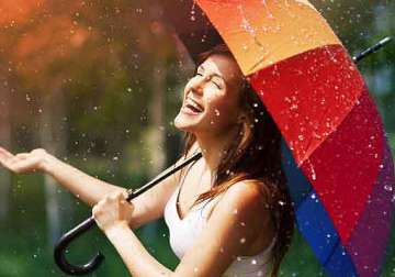 renew beauty regime for monsoon season see pics