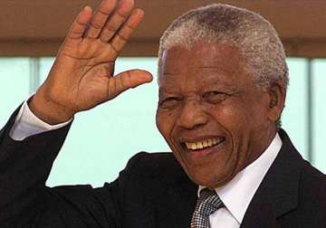 anti apartheid icon nelson mandela dies at 95