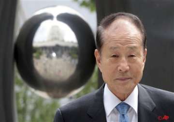 arrest warrant issued for brother of skorea s president on bribery allegations