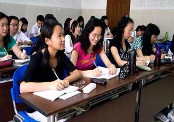 as indian students in us decrease chinese hits record high