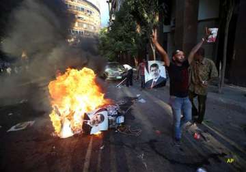 at least 120 killed 4 500 injured as egyptian troops fire on morsi supporters