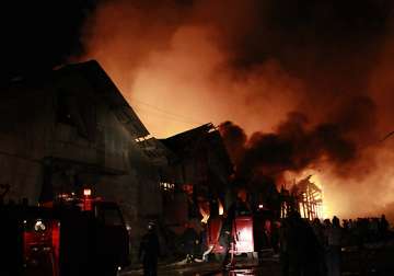 myanmar warehouse blast kills 17