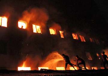 at least 124 dead in dhaka garment factory blaze