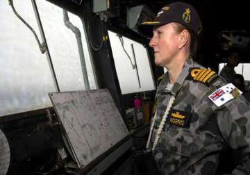 australia vows to search until missing airliner found