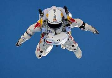 austrian baumgartner to skydive from the edge of space on tuesday