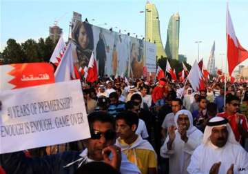 bahrain locks down kingdom as uprising surges