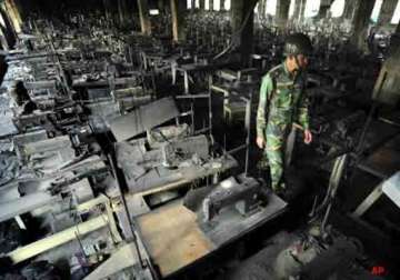 bangladesh factory owners charged in deadly fire that killed 112 workers
