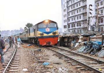 bomb scare hits rail services in northwest bangladesh