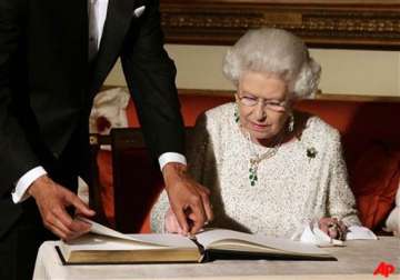 british queen to celebrate diamond jubilee next year