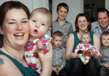 british woman gives birth to 5.6 kg baby girl