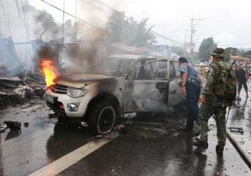 car bombing kills eight in philippines