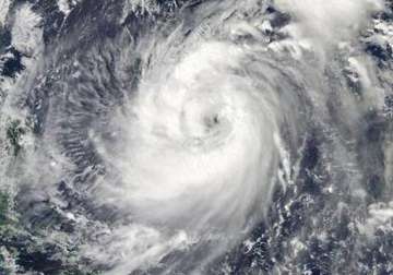 china issues alert for typhoon haiyan