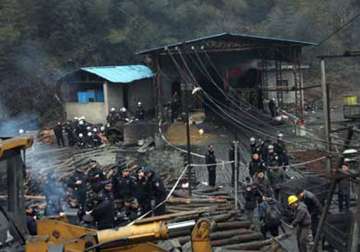 china factory blast kills 10 injures 17