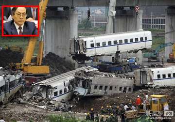 china holds ex minister 53 others responsible for train crash