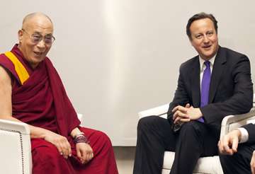 china protests britain defends cameron dalai meeting