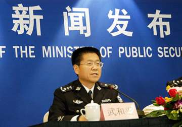 china to fingerprint its 1.3 billion nationals