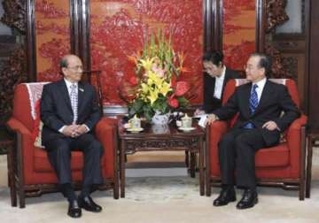 chinese premier discusses ties with myanmar president