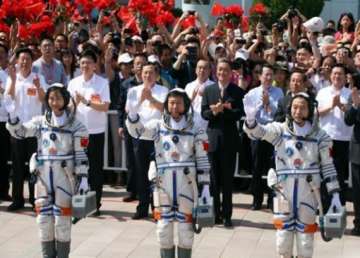 chinese astronauts successfully complete first manual docking