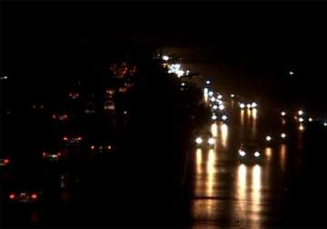cities across pak plunge into darkness after power breakdown