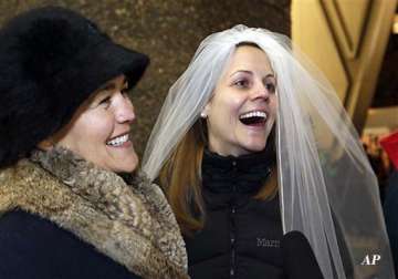 dozens of same sex couples get marriage licenses in washington