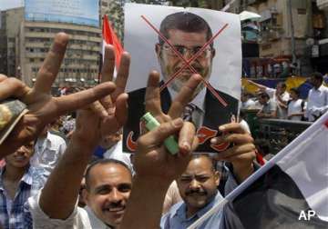 egypt military tightens grip ahead of deadline
