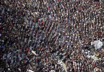 egypt army sides with mubarak massive rally in cairo