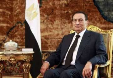 egypt army takes control sign mubarak on way out