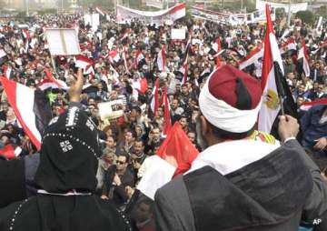 egypt protests new coptic christians in demo against discrimination