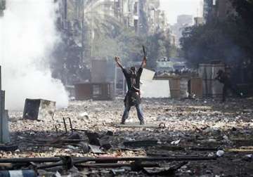 egypt s military rulers apologise for deaths of protesters