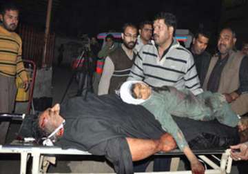 eight killed in pakistan blast