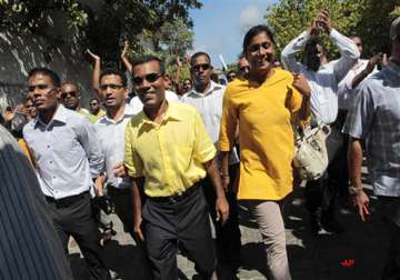 ex president of maldives other mps injured in clashes