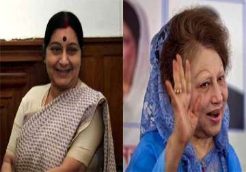 external affairs minister sushma swaraj meets bnp chief khaleda zia
