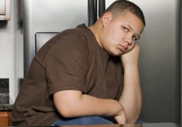 fat teenage boys can become impotent and infertile later in life says study